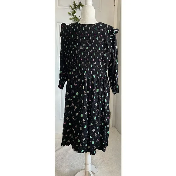 Disney Hocus Pocus Icons Dress Plus Size (Sz 2) - Picture 4 of 8